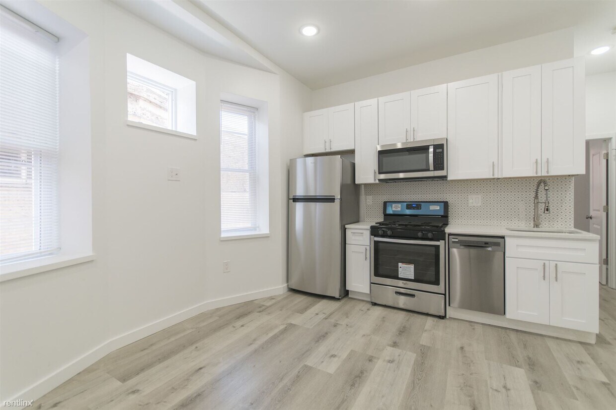 Primary Photo - 1 br, 1 bath 4plex - 5703 West Girard Aven...