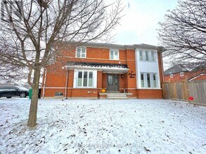 Building Photo - 2 Palmolive St