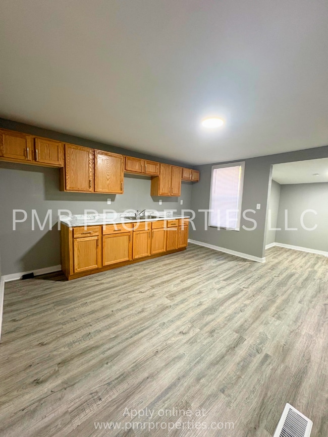 Foto del edificio - 2 Bedroom / 1 Bathroom