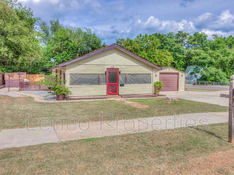 327 S Ponca Ave, Norman, OK 73071 House Rental in Norman, OK