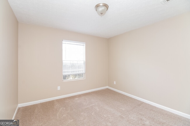 Foto del edificio - 9403 Highland Ridge