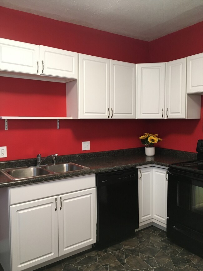 Kitchen - 1027 S 4th St