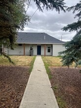 Building Photo - 211 W Main St