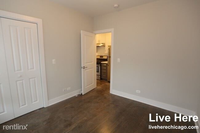Foto del edificio - 1 br, 1 bath Apartment - 3922 N Janssen Ave