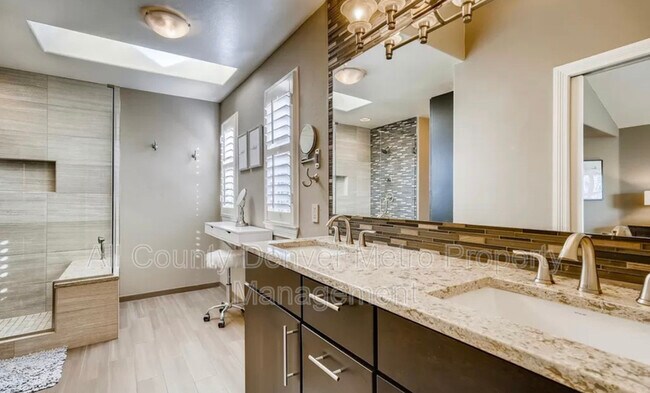 Foto del edificio - 6591 W 96th Pl