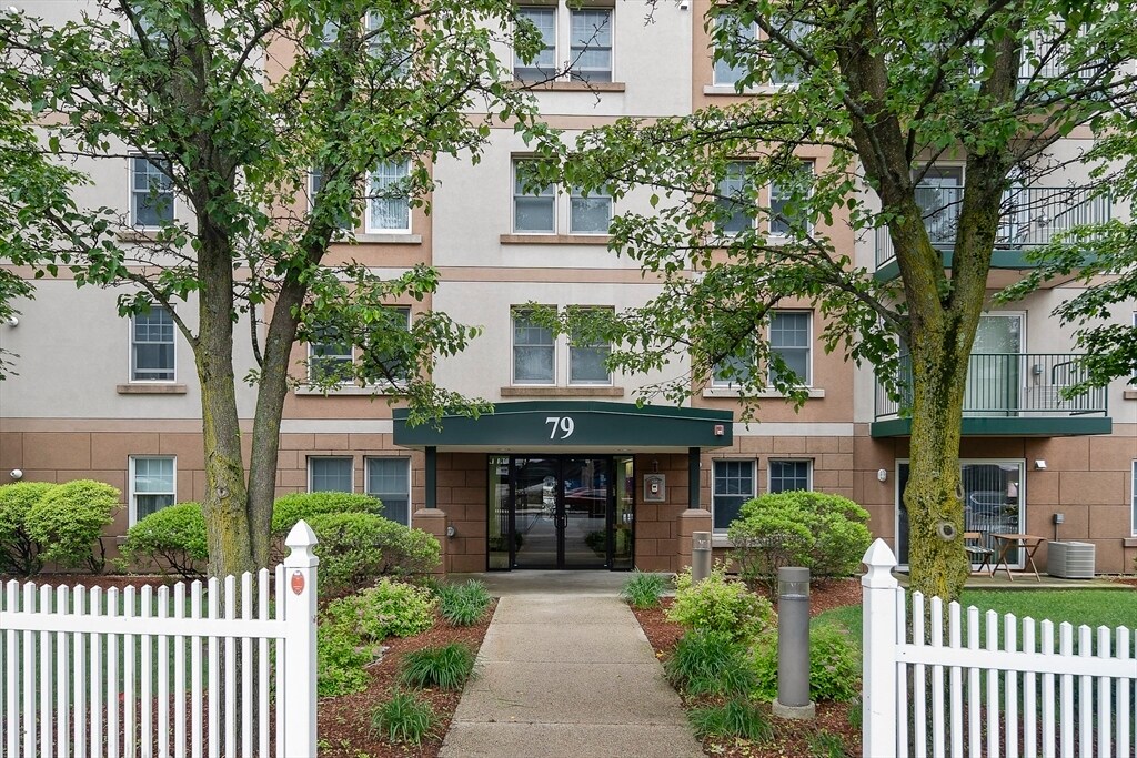 Foto principal - 79 Waite Street Extension