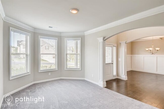 Foto del edificio - 5 br, 3 bath House - 2937 Cove View Ct SE ...