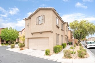 Building Photo - 8993 Castledowns St