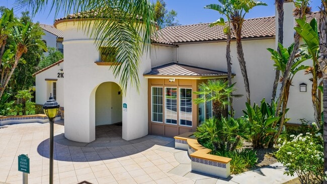 Building Photo - Rancho Monte Vista Apartments
