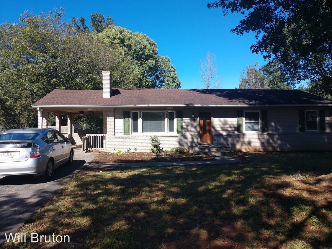 Primary Photo - 3 br, 2 bath House - 6951 La Marre Drive