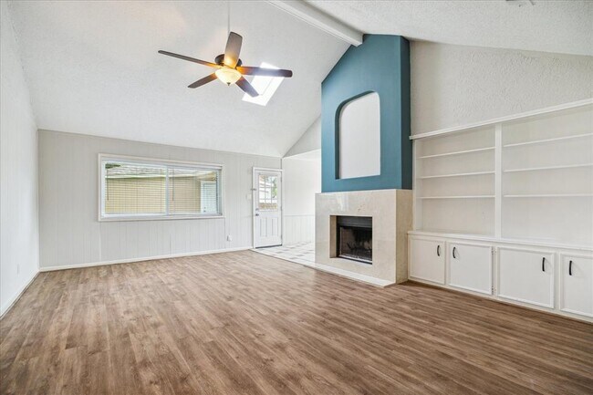 Foto del edificio - 13603 Woodchester Dr