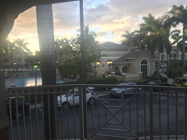 Foto del edificio - 8936 W Flagler St