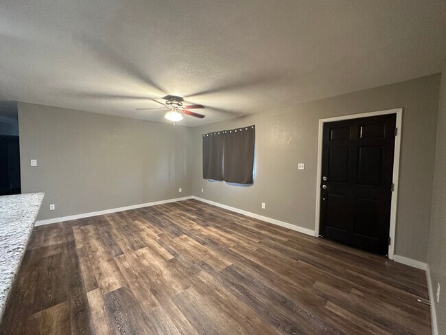 Building Photo - Home with 4 beds, 2 baths and POOL in Camp...