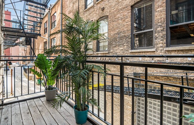 Foto del edificio - 375 W Erie St