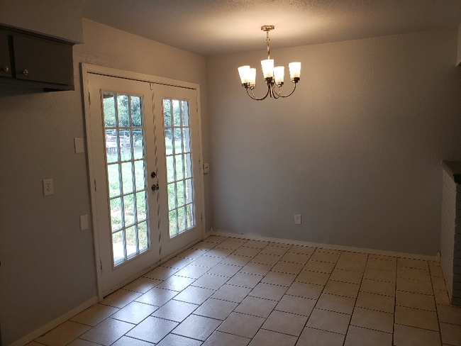 Building Photo - 4316 S Wofford Ave