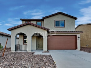 Building Photo - 6627 S 42nd Dr