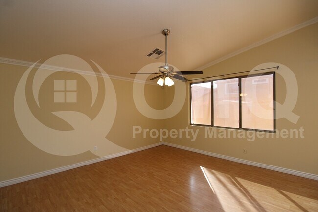 Building Photo - 1470 S Red Rock Ct