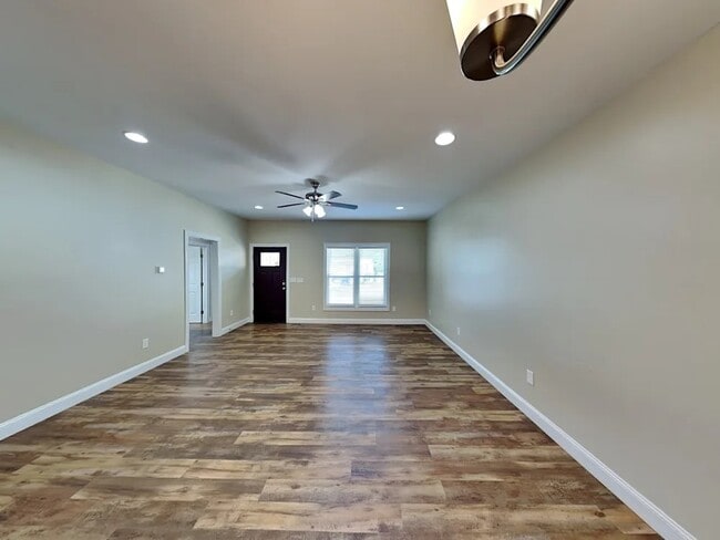 Building Photo - 331 Jared Steele Ln