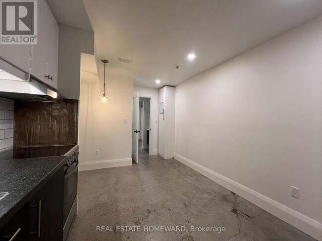 Photo du bâtiment - 110 Caroline Ave