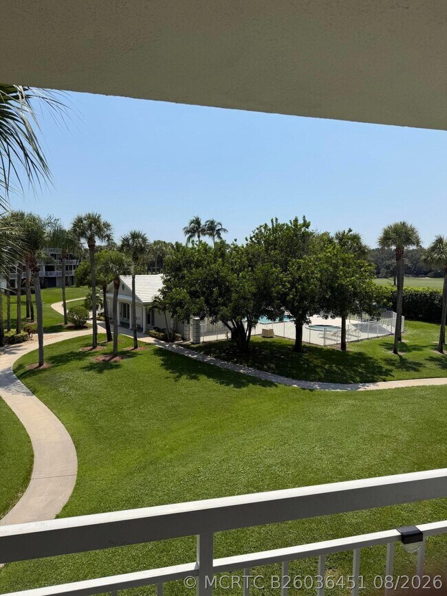 Foto del edificio - 2791 Village Blvd