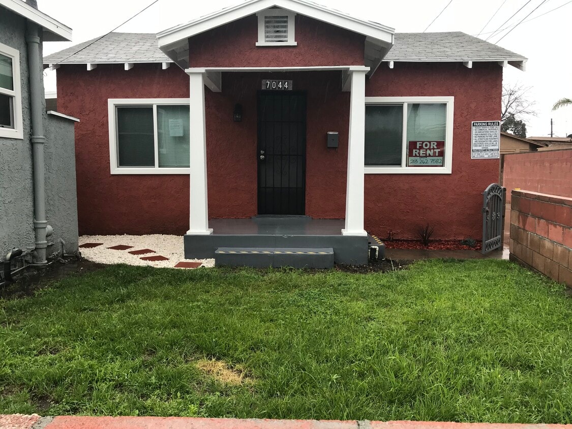 7044 Somerset Blvd, Paramount, CA 90723 House Rental in Paramount, CA