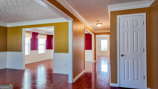 Foto del edificio - 2760 Rusticwood Dr SW