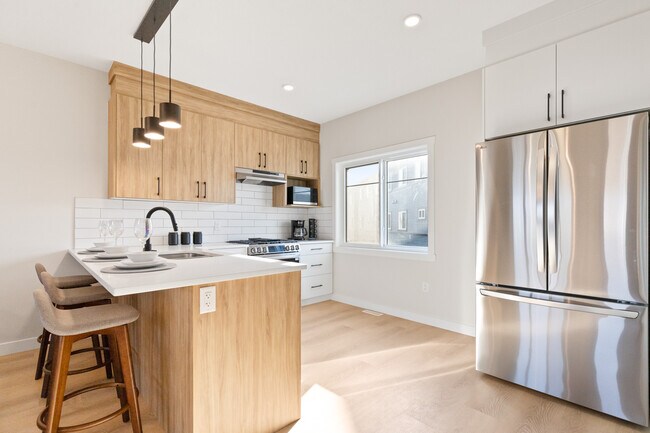 Building Photo - 8051 Orchards Green SW