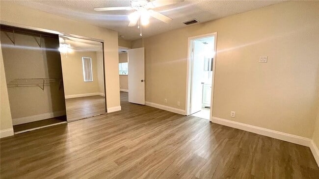 Building Photo - 1439 NW 94th Way