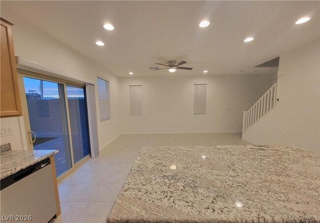 Building Photo - 6475 Perch Coo Ave