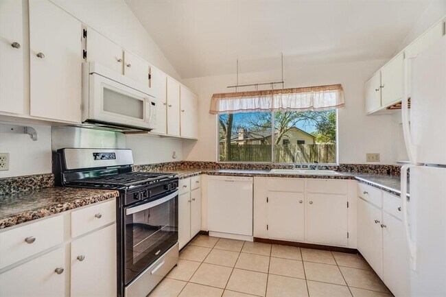 Foto del edificio - 10422 Firethorn Ln