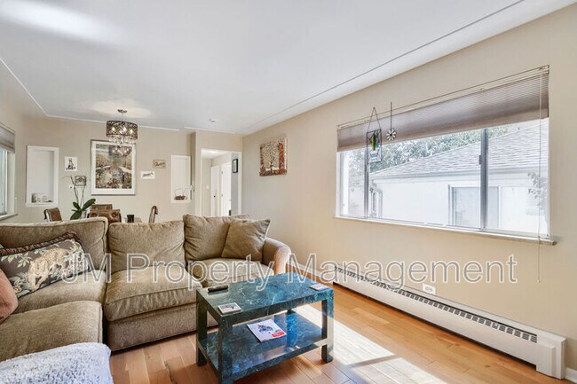 Building Photo - 4618 W 35th Ave