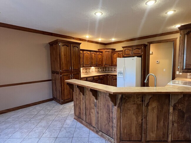 Foto del edificio - ***PRICE ADJUSTMENT - MOVE IN SPECIAL***