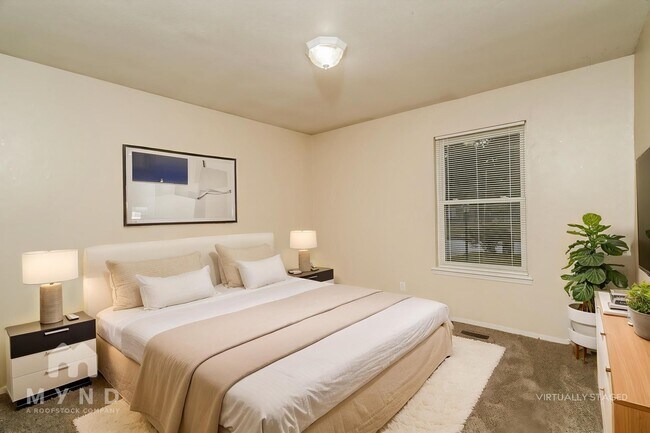 Foto del edificio - 4417 W Toledo St