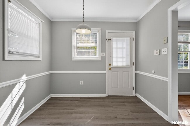 Foto del edificio - 2932 Tower Pines Dr