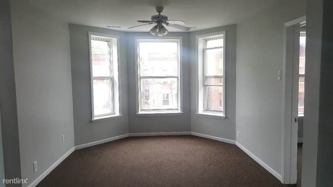 Building Photo - 2 br, 1 bath Apartment - 6611 S Peoria St