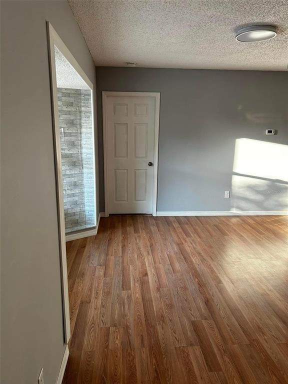 Building Photo - 7003 Baywood Ct