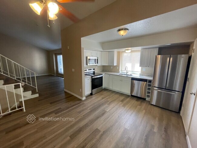 Foto del edificio - 11320 Grape Cir