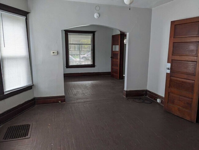 Foto del edificio - 1023 Washington Ave