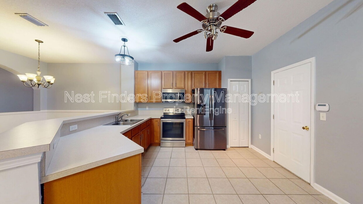 Primary Photo - 9744 Summer Grove Way W