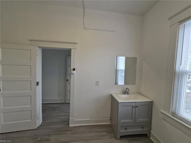 Foto del edificio - 351 51st St