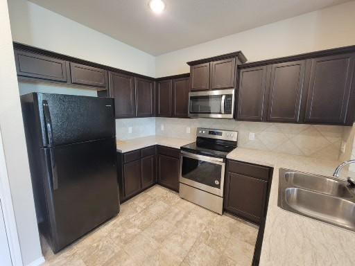 Building Photo - 3304 Becker Dr