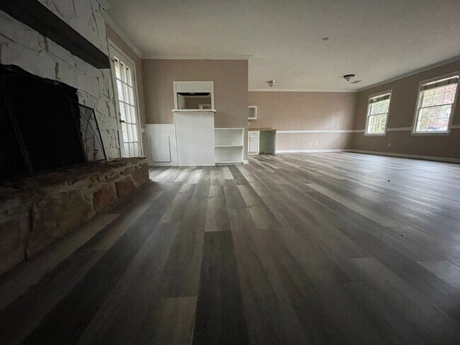 Foto del edificio - Ranch home in Brookwood School Distric