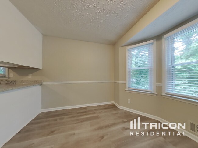 Foto del edificio - 705 Brook Cove