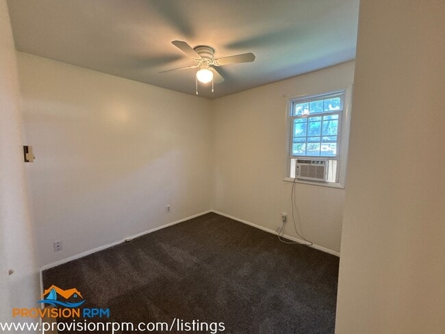 Building Photo - 7826 Bodkin View Dr