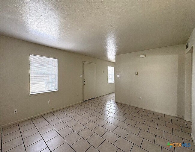 Foto del edificio - 702 N 1st St