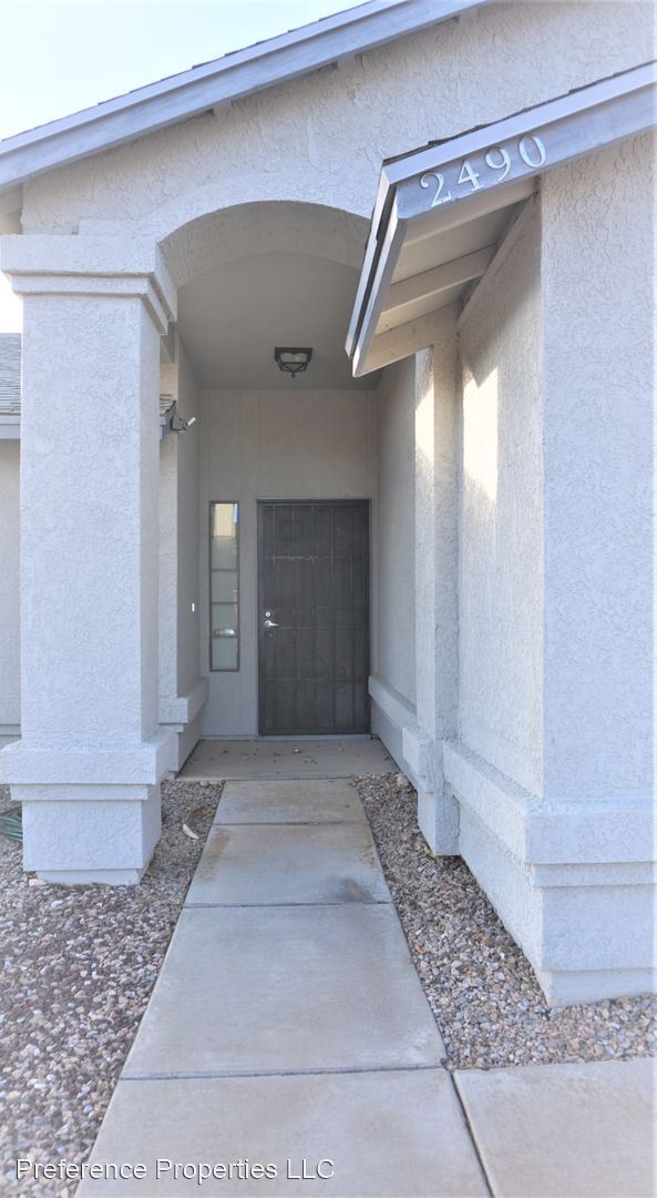 Building Photo - 3 br, 2 bath House - 2490 Golden Eagle Dr