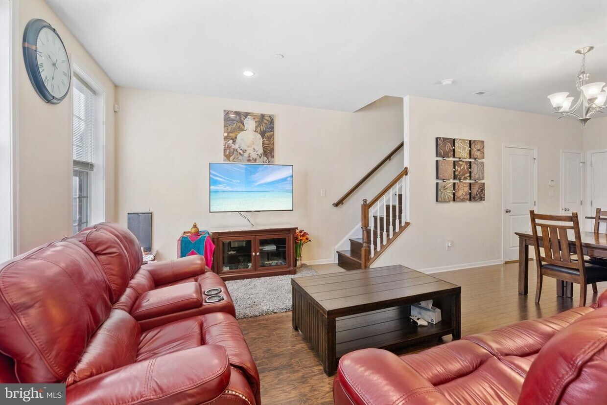 106 Corvus Cir Unit A, Media, PA 19063 Room for Rent in Media, PA