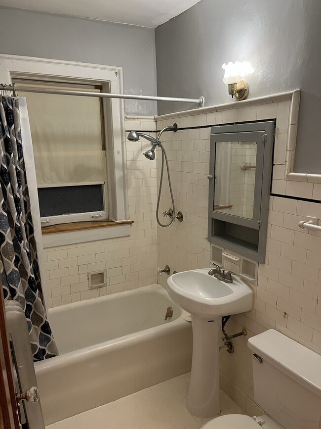 Bath room - 2402 E 77th St