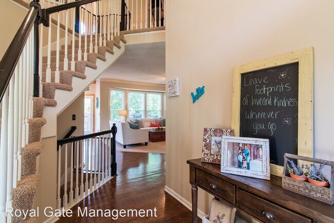 Foto del edificio - 4 br, 3 bath House - 12194 S Rene Street