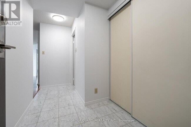 Photo du bâtiment - 10 Yonge St